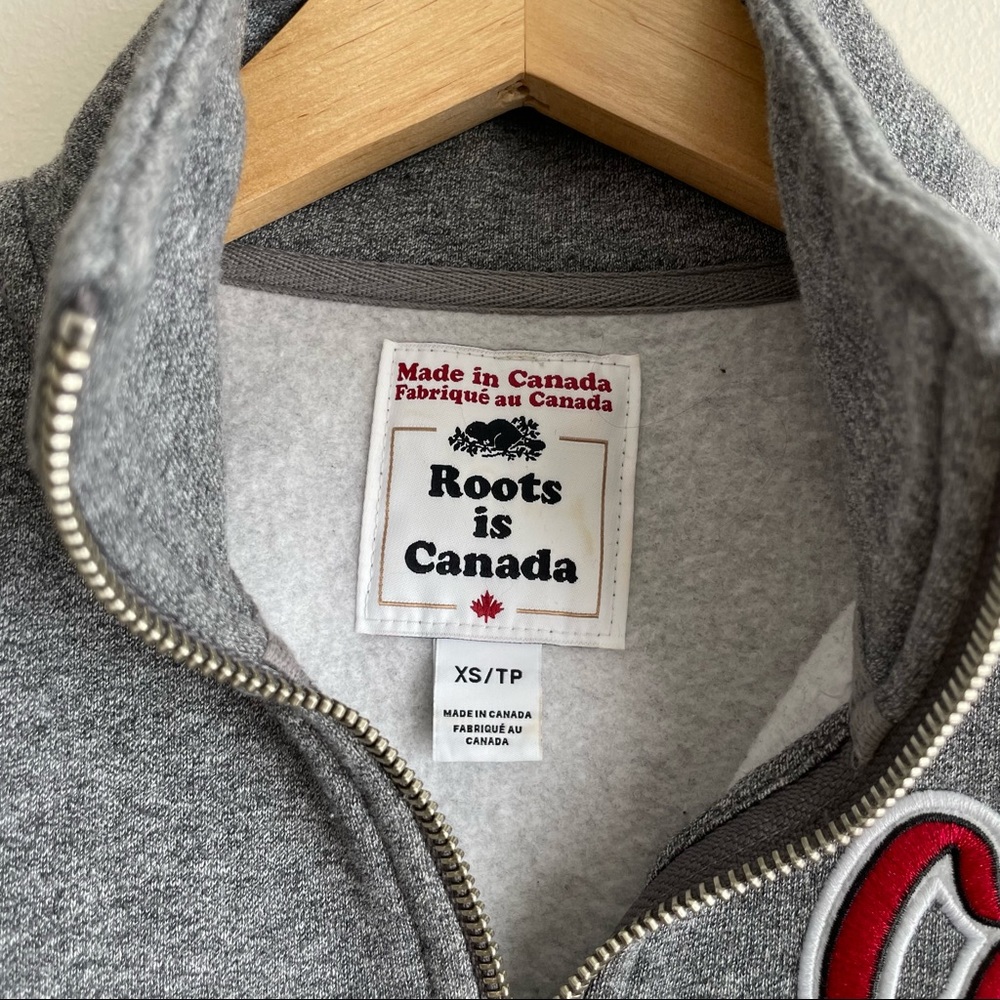 Roots Canada 1/4 Zip Stein Colourblock Sweater - Picture 8 of 12
